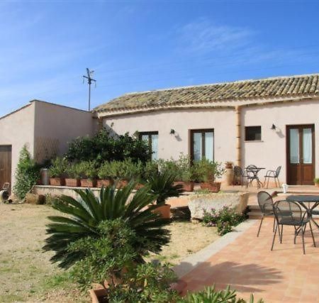 Agriturismo Baglio Donna Santa Dattilo Exterior foto